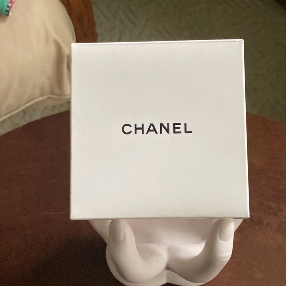 CHANEL FRAGRANCE CROSS BODY🖤 - Picture 4 of 6